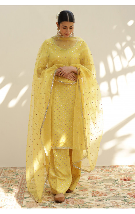 Yellow Outfit